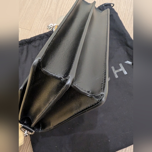 Givenchy Black Medium Chain 4G Bag - Picture 12 of 12